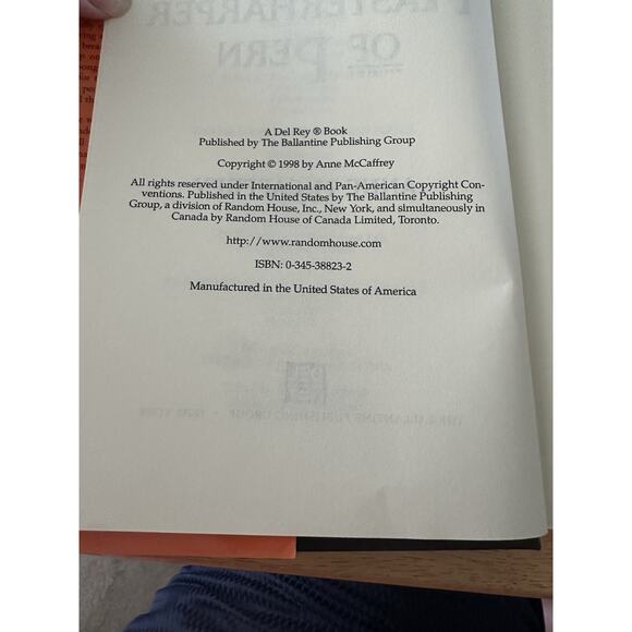 Anne McCaffrey, 2 BKS The Harper Hall of Pern&The Masterharper of Pern HC/BC/DJ - Picture 5 of 15